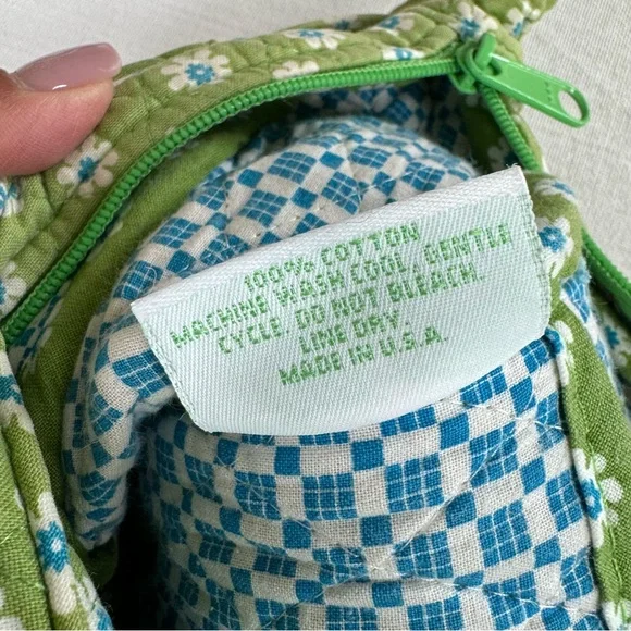 Vera Bradley Quilted Green Apple Floral Paisley Shoulder Bag Green White Blue - Picture 11 of 11